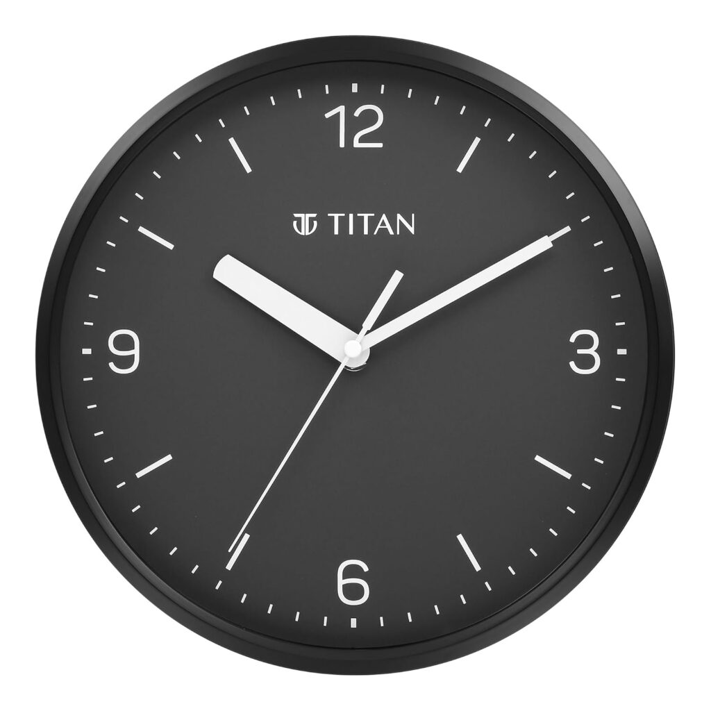 Titan Classic Black Analog Wall Clock
